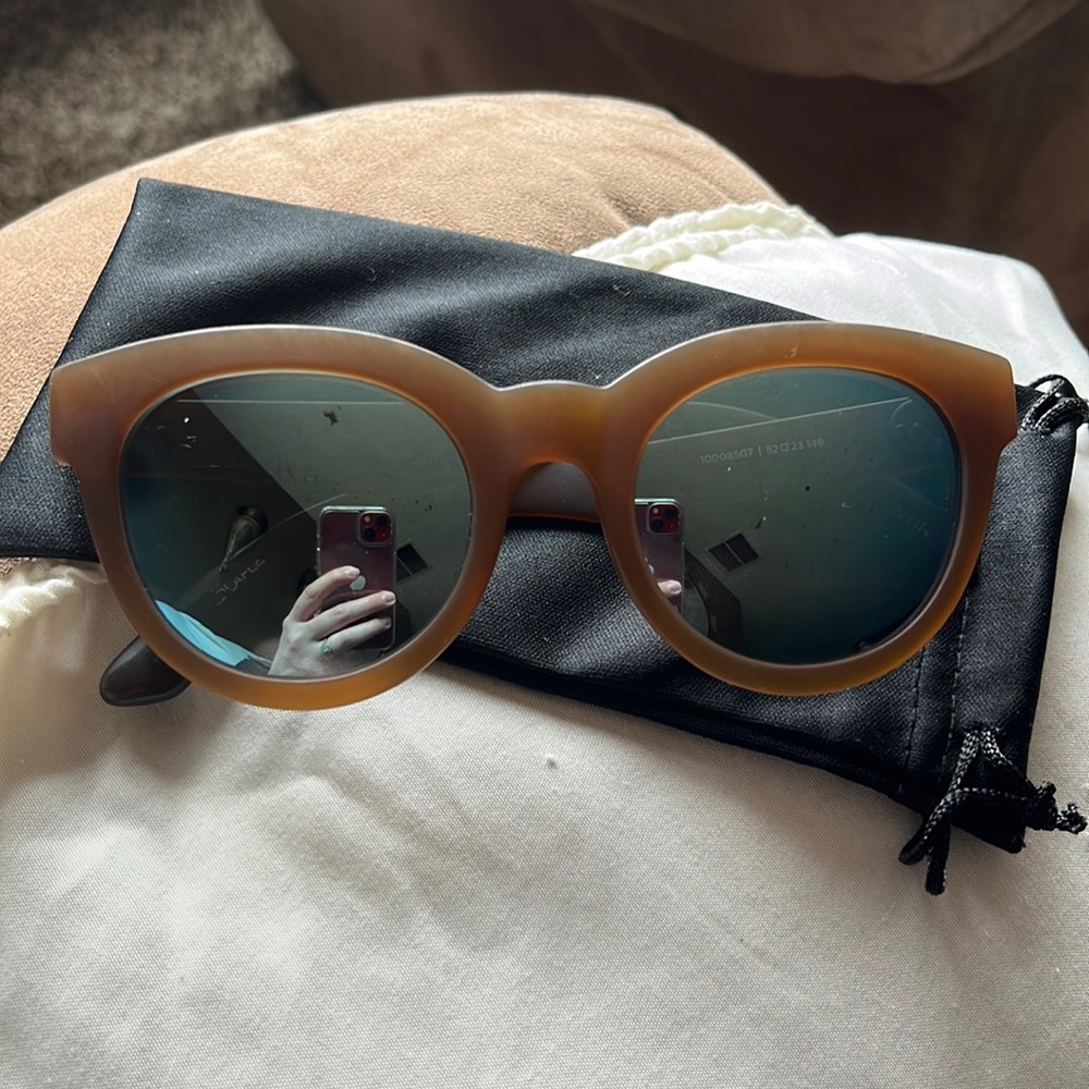 Tom sunglasss